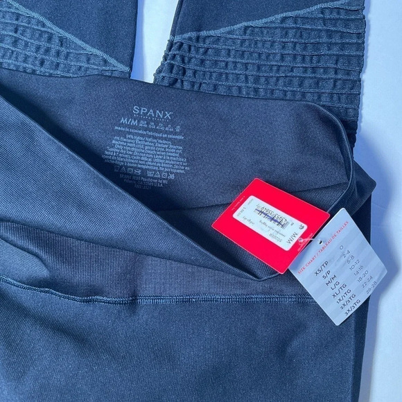 SPANX $88 Seamless Tummy Control Moto Leggings Look at Me Now Indigo Sky Size M - Picture 5 of 9